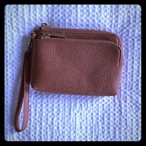 Wristlet